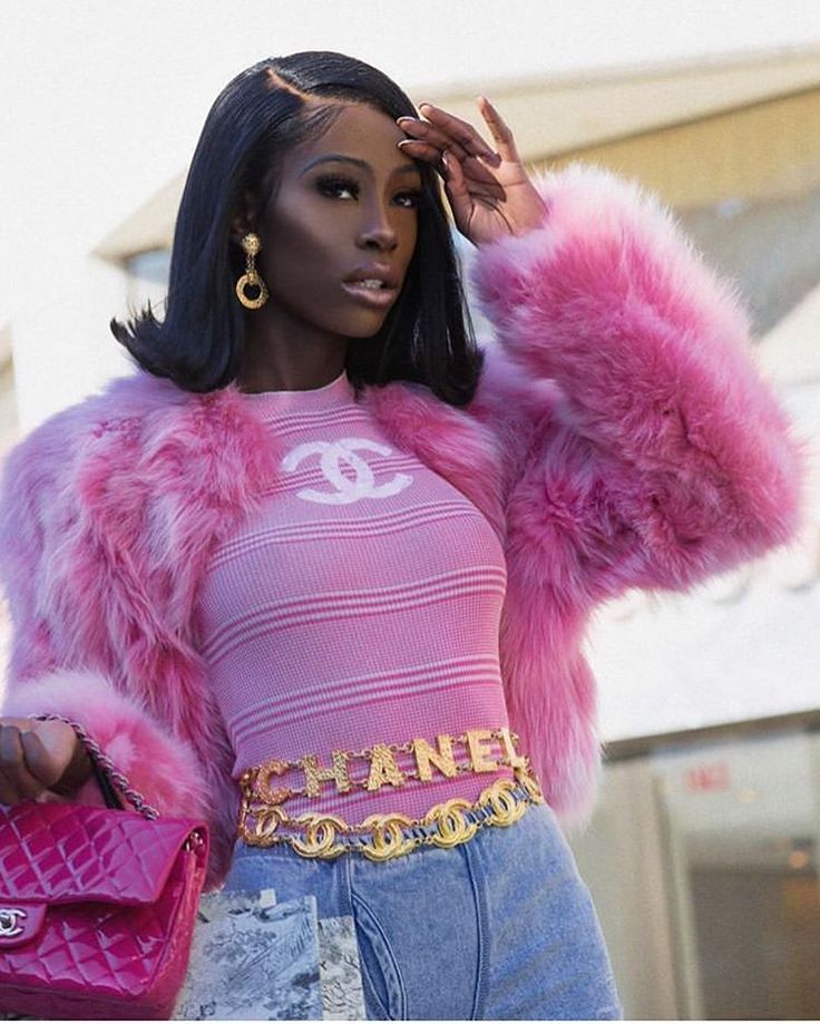 2000s fashion outfits pink