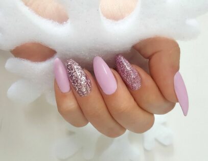 Almond Glitter Nails