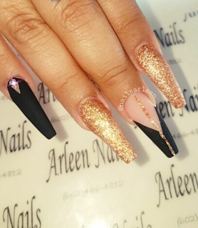 Black And Gold Prom Nails