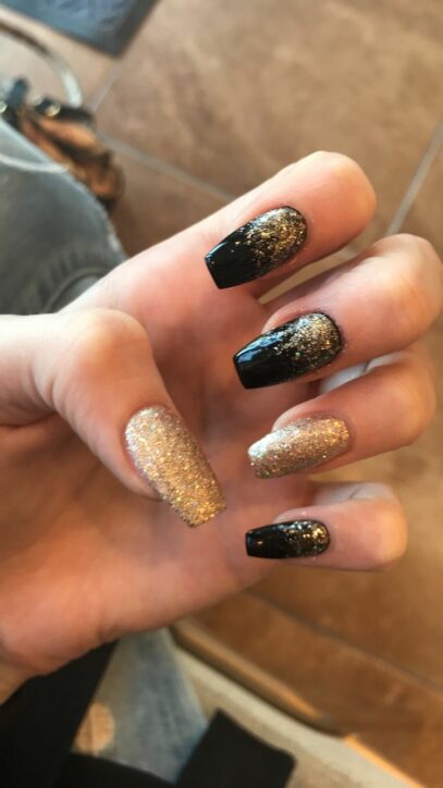 Black And Gold Prom Nails