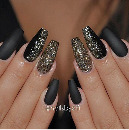 Black And Gold Prom Nails
