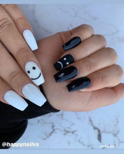Black And White Nails