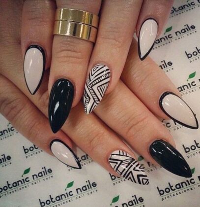 Black And White Nails
