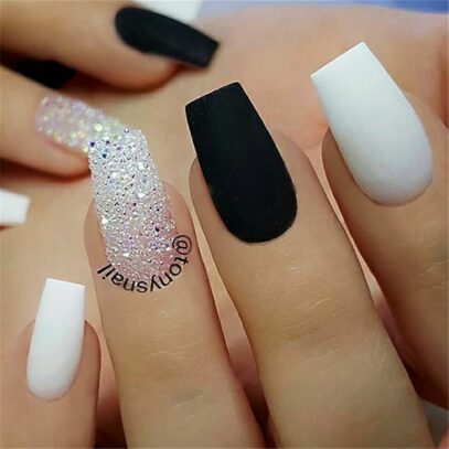 Black And White Nails