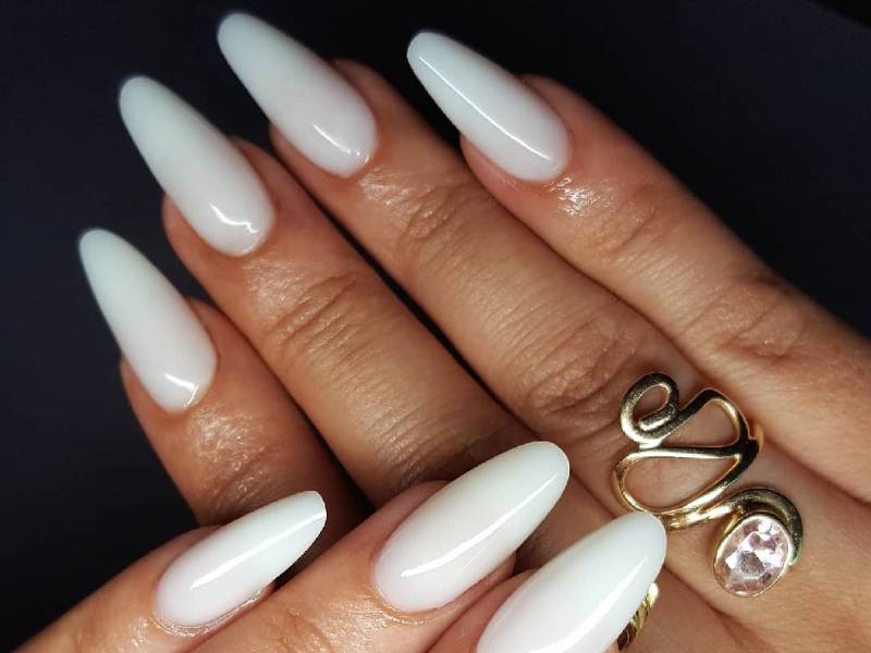 Creamy White Nails