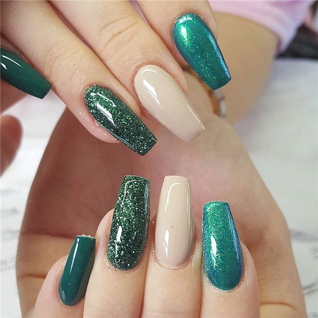 Emerald Green Prom Nails