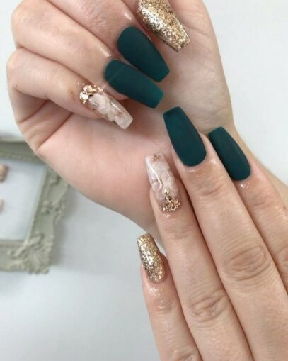 Emerald Green Prom Nails