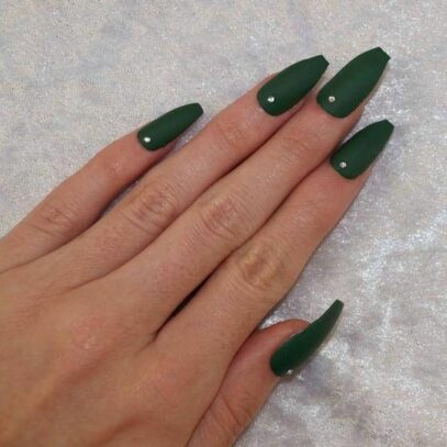 Emerald Green Prom Nails