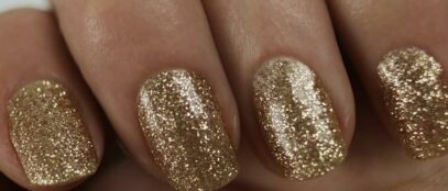 Gold Glitter Nails