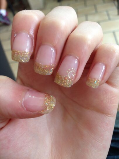 Gold Prom Nails