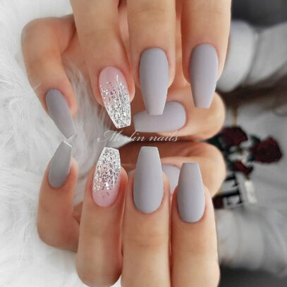 Grey And White Nails