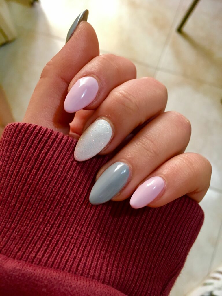 Light Pink And White Nails