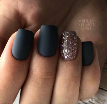 Matte Glitter Nails