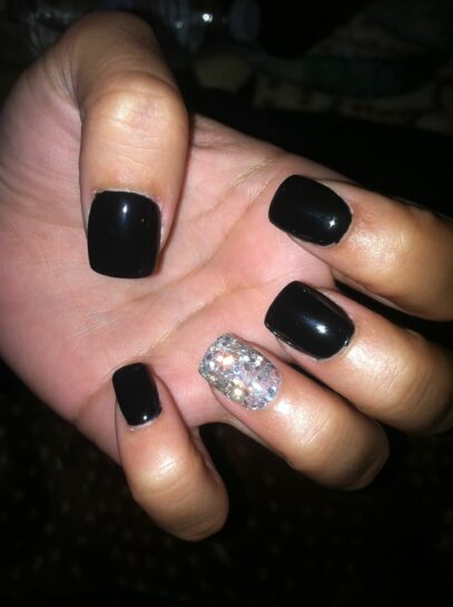 Nails With One Glitter Nail