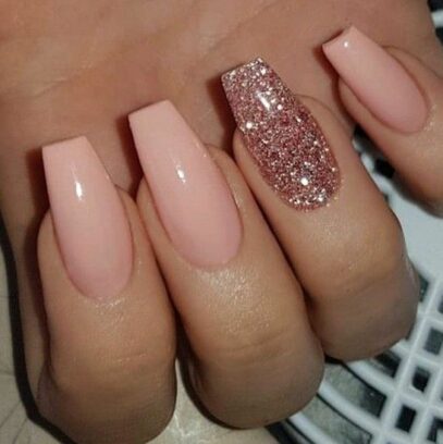 Natural Glitter Nails