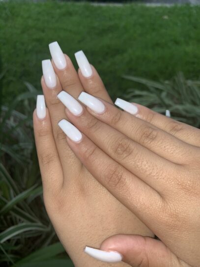 Off White Nails