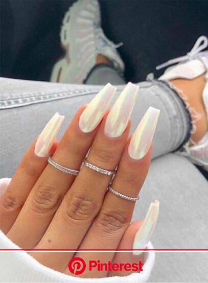 Off White Nails
