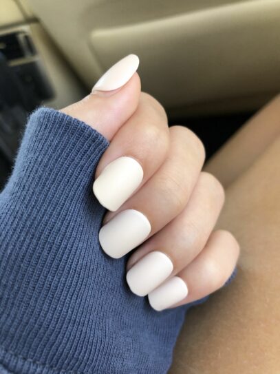 Off White Nails