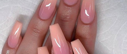 Peach Ombre Nails