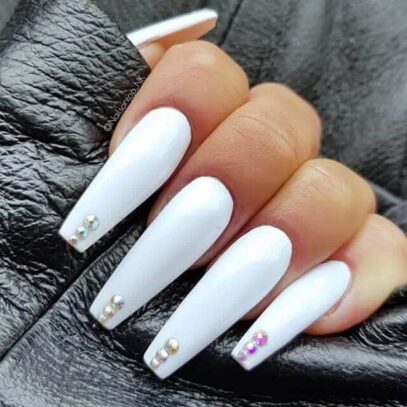 Pretty White Nails