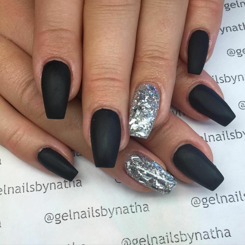 Prom Nails Black And Silver