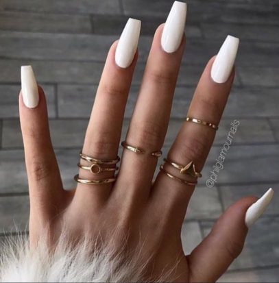 Trendy White Nails