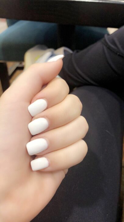 White Nails Acrylic Short