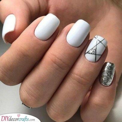 White Nails With Designs Short
