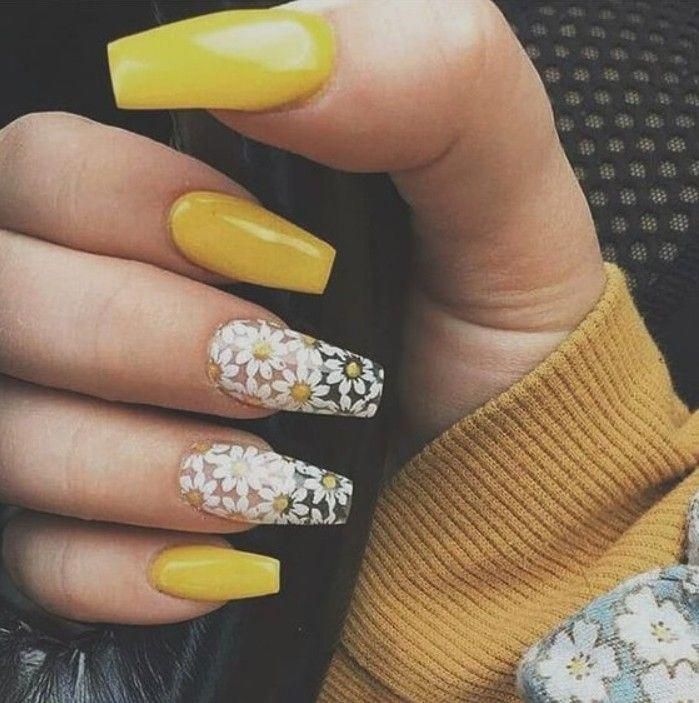 Yellow Prom Nails