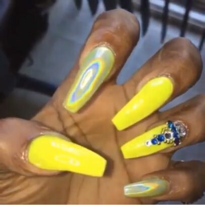 Yellow Prom Nails