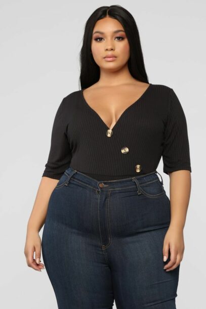 all black plus size outfit