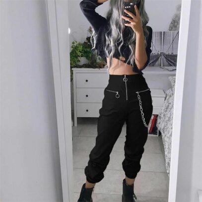 black cargo pants outfit street style