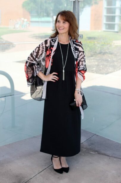 black maxi dress outfit ideas