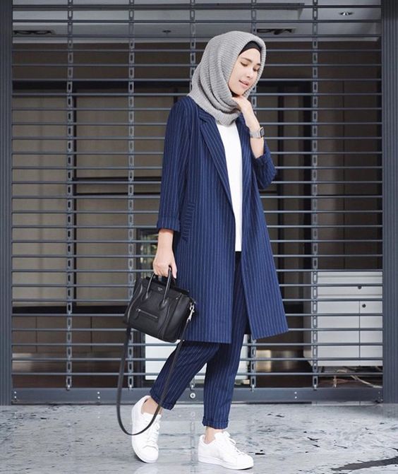 black outfit hijab street fashion