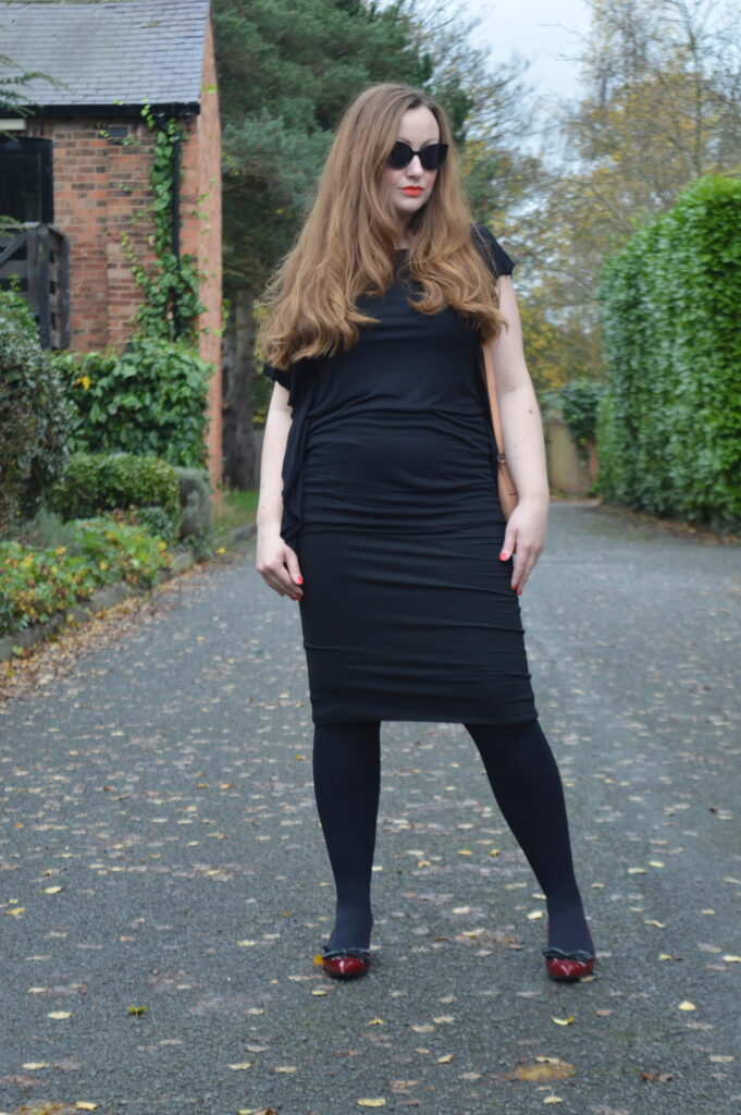 black pencil skirt outfit