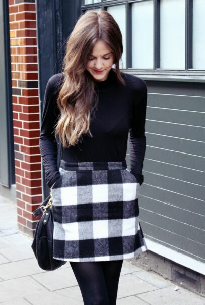 black plaid skirt outfit