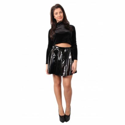 black skater skirt outfit
