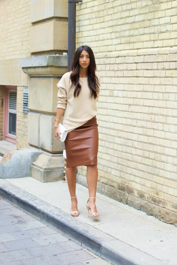 brown leather skirt outfit
