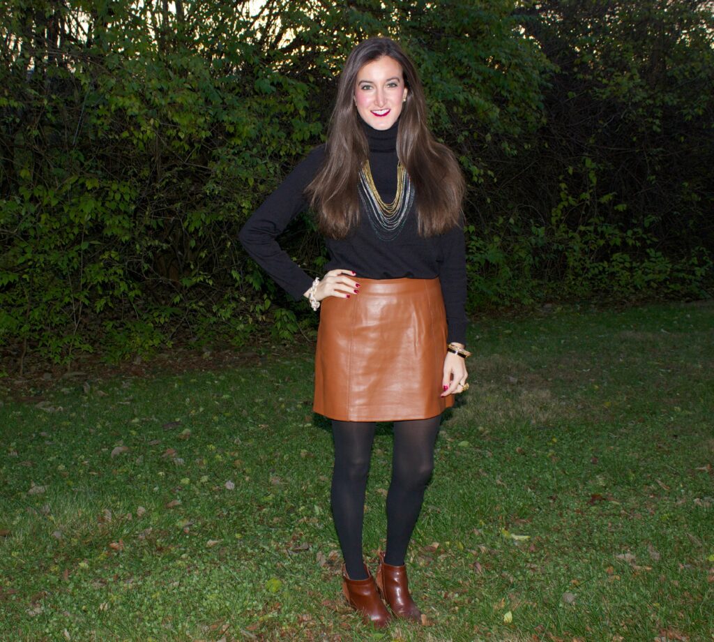 brown skirt outfit