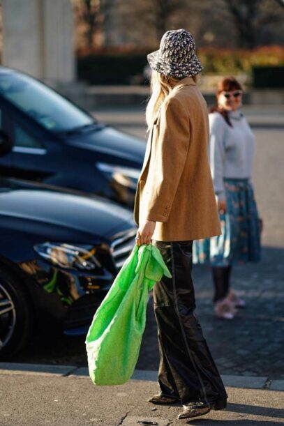 bucket hat street style