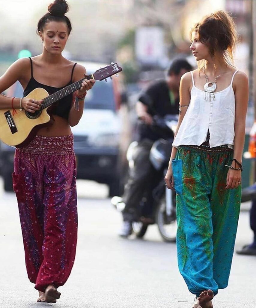 chill hippie outfits