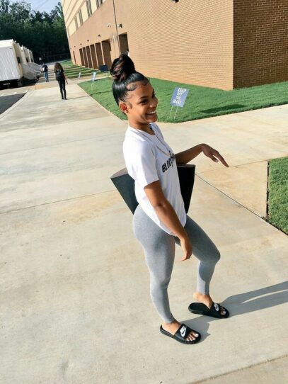 chill outfits baddie