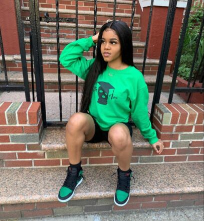 chill outfits black girl home