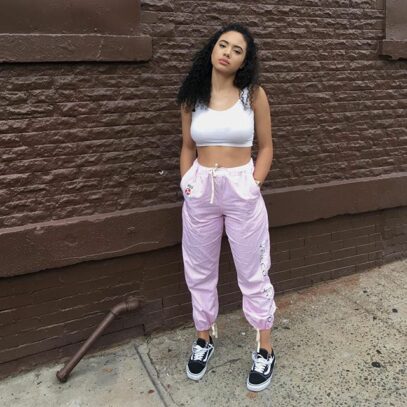 chill outfits sweatpants