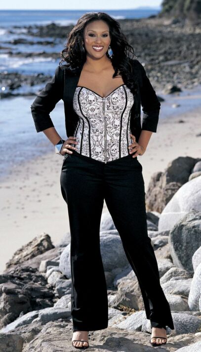 corset plus size outfit