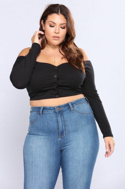 crop top plus size outfits