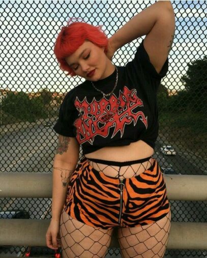 curvy girl outfits aesthetic