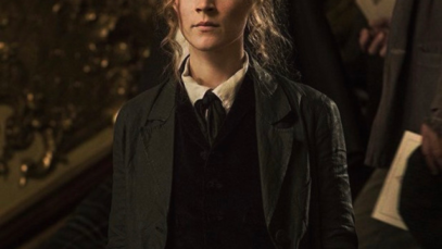 curvy girl outfits dark academia