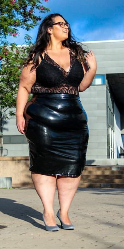 curvy girl outfits summer simple