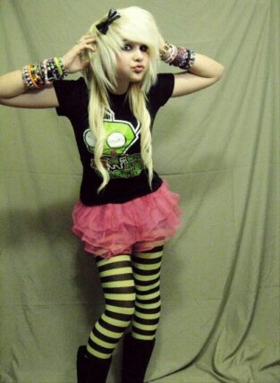51 Emo 2000s Fashion Looks Inspirations POLYVORE Discover And Emo 2000s Fashion 4 313x428